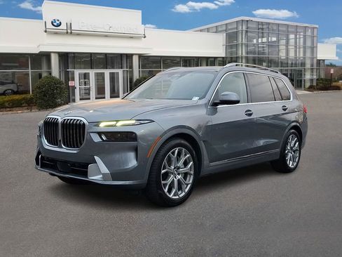 Used 2023 BMW X7 xDrive40i AWD/4WD image 1