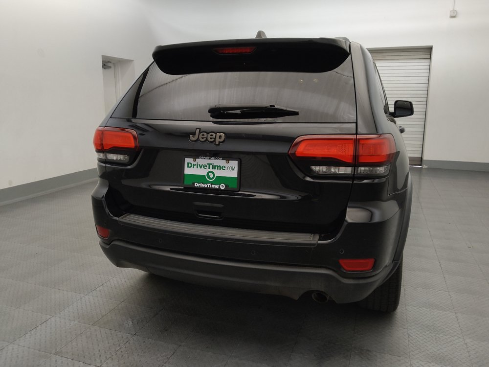 Used 2016 Jeep Grand Cherokee Laredo 75th Anniversary RWD image 7