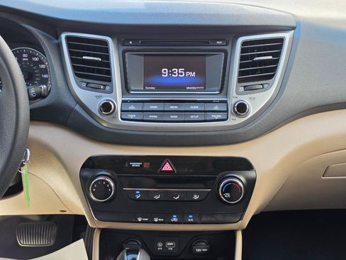 Used 2017 Hyundai Tucson SE FWD image 17