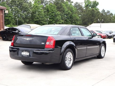 Used 2008 Chrysler 300 Touring RWD image 7