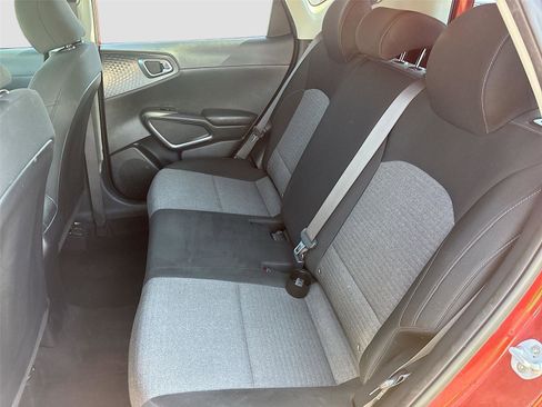 Used 2020 Kia Soul S FWD image 24