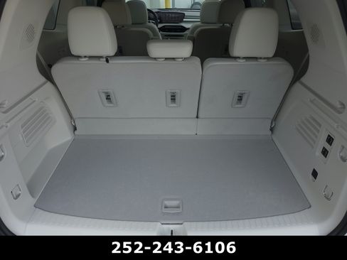 Used 2026 Buick Enclave Avenir w/ Super Cruise Package FWD image 38
