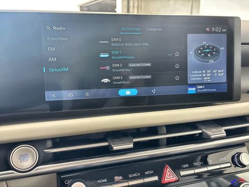 Certified 2025 Hyundai Tucson SEL FWD image 12