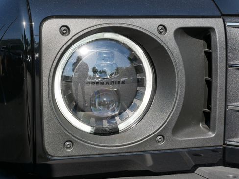 New 2025 INEOS Grenadier Fieldmaster Edition image 16