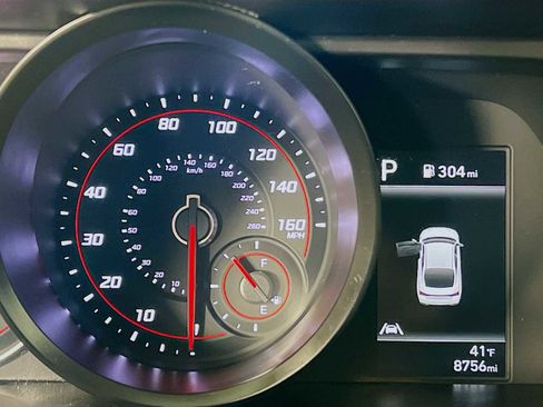 Certified 2023 Hyundai Elantra SEL w/ Preferred Accessory Package image 12