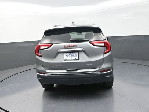 Used 2023 GMC Terrain SLT image 7