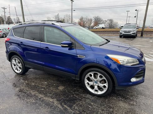 Used 2013 Ford Escape Titanium w/ Class II Trailer Tow Pkg image 18