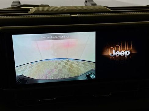 New 2025 Jeep Gladiator Sport image 13