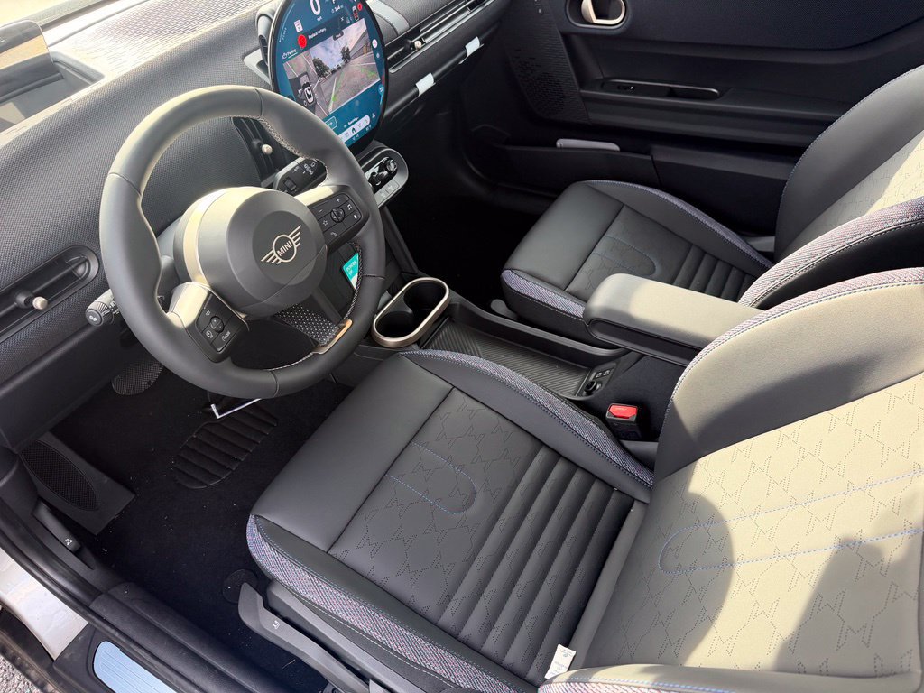 New 2026 MINI Cooper 2-Door Hardtop FWD image 9