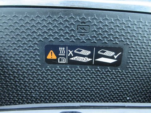 Certified 2025 Chevrolet Equinox LT w/ Convenience Package II FWD image 29