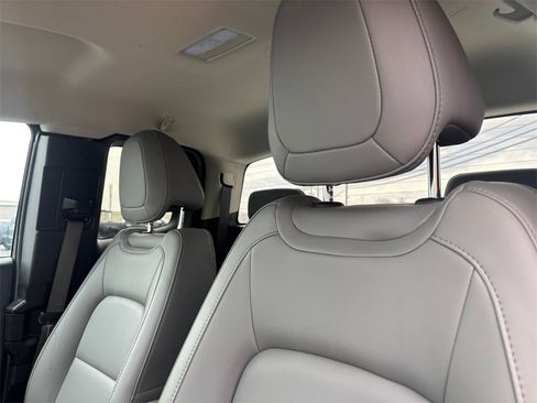 Used 2022 GMC Canyon Elevation Standard w/ Convenience Package image 12