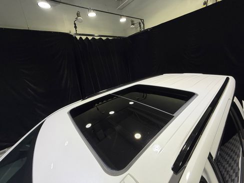 Used 2021 GMC Yukon AT4 w/ AT4 Premium Plus Package image 33