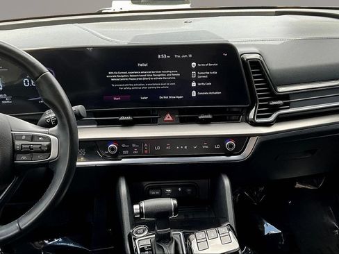 Certified 2023 Kia Sportage EX AWD/4WD image 9