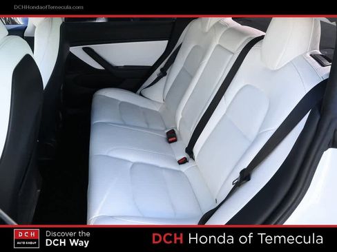 Used 2020 Tesla Model 3 Standard Range Plus image 19