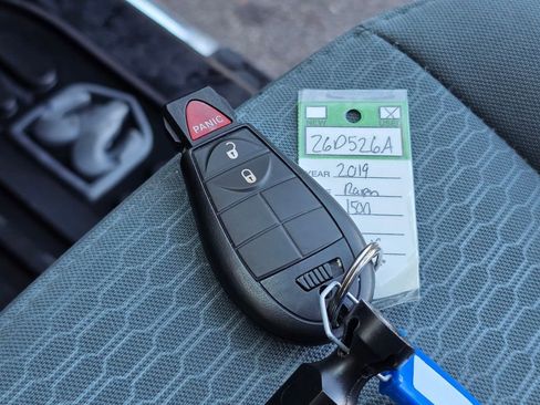 Used 2019 RAM 1500 Express w/ Express Value Package image 33