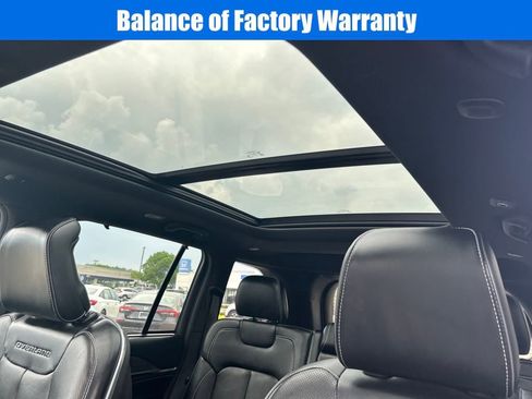 Used 2022 Jeep Grand Cherokee Overland w/ Luxury Tech Group IV image 17