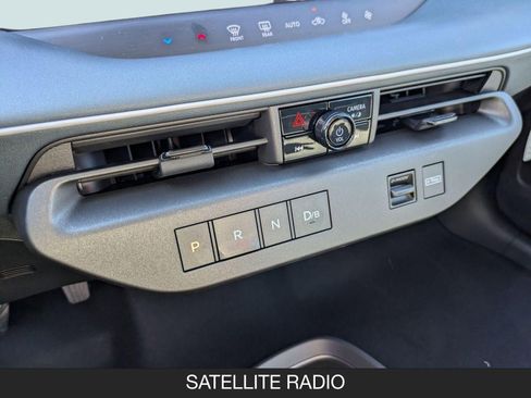 New 2026 Nissan Leaf image 18