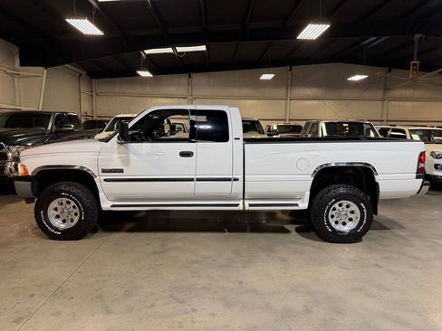 Used 2001 Dodge Ram 2500 Truck 4x4 Quad Cab image 40