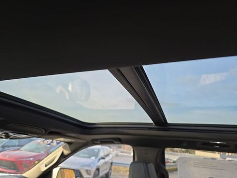 New 2026 GMC Yukon Denali w/ Sun & Power Step Package image 6