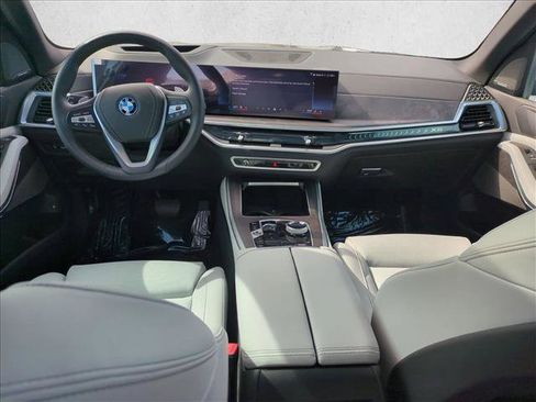 Certified 2026 BMW X5 xDrive50e w/ Executive Package AWD/4WD image 19