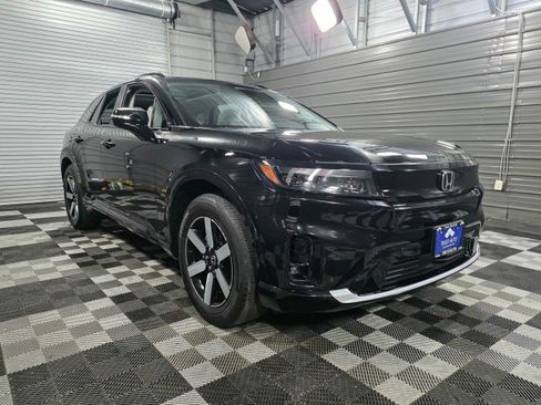 Used 2024 Honda Prologue Touring image 3