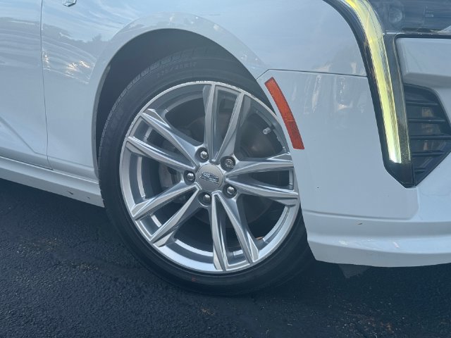 Used 2023 Cadillac CT4 Luxury w/ Sun And Sound Package RWD image 2