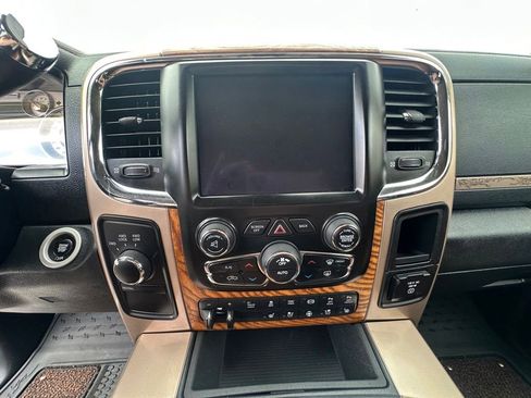 Used 2018 RAM 2500 Longhorn w/ Convenience Group AWD/4WD image 25