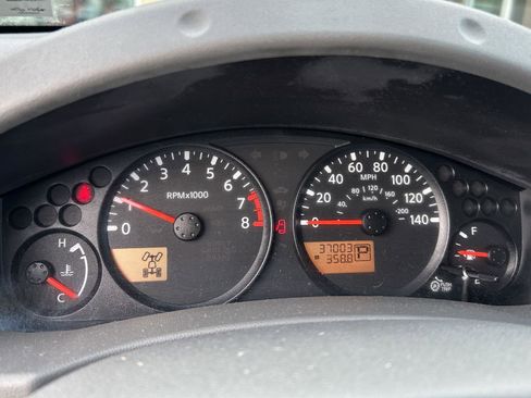 Used 2020 Nissan Frontier SV w/ Midnight Edition Floor Mats image 10