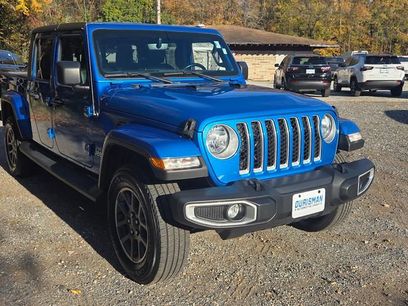 Used 2022 Jeep Gladiator Overland w/ Popular Equipment Package