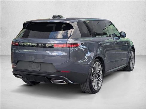 New 2026 Land Rover Range Rover Sport SE AWD/4WD image 2