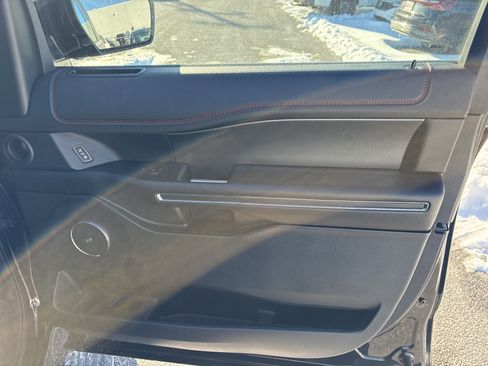 Used 2019 Ford Expedition Limited w/ Equipment Group 303A image 20