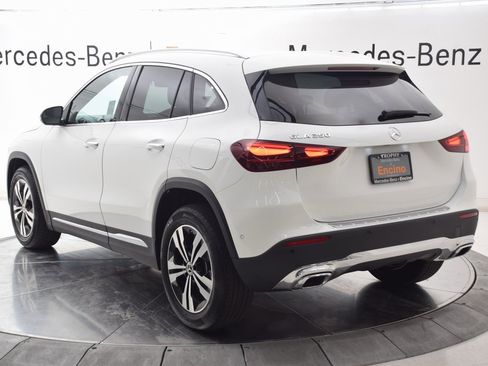 Certified 2025 Mercedes-Benz GLA 250 image 4
