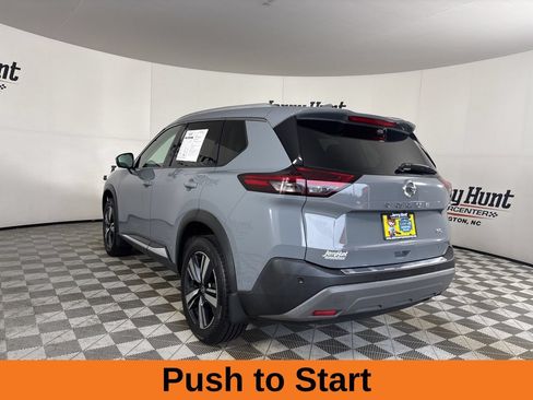 Used 2021 Nissan Rogue SL FWD image 8