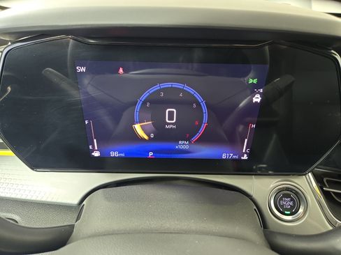 Used 2026 Chevrolet Trax LT w/ LT Convenience Package FWD image 18
