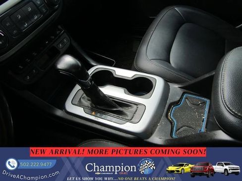 Used 2022 Chevrolet Colorado ZR2 w/ ZR2 Midnight Special Edition AWD/4WD image 20