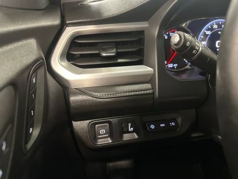Used 2023 GMC Acadia SLT w/ Elevation Edition AWD/4WD image 21