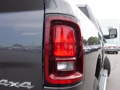 Used 2025 RAM 2500 Big Horn AWD/4WD image 6