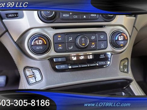 Used 2017 GMC Yukon Denali w/ Open Road Package AWD/4WD image 28