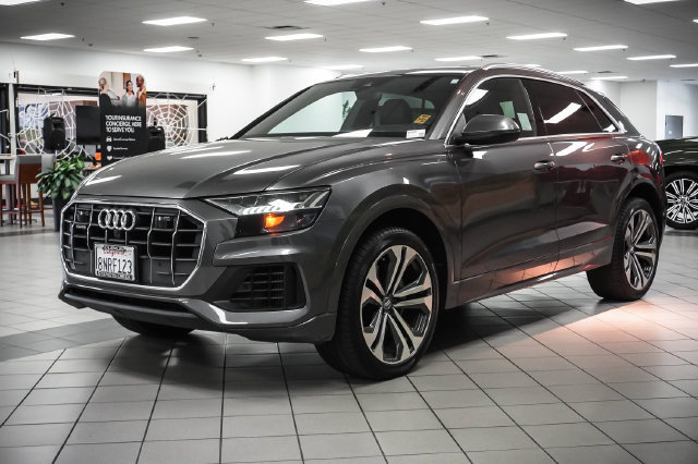 Used 2019 Audi Q8 Prestige AWD/4WD image 3