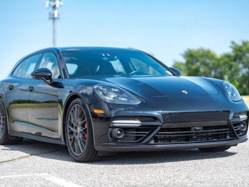 Used 2018 Porsche Panamera Turbo Sport Turismo AWD/4WD image 2