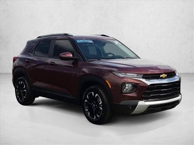 Used 2023 Chevrolet TrailBlazer LT FWD image 2