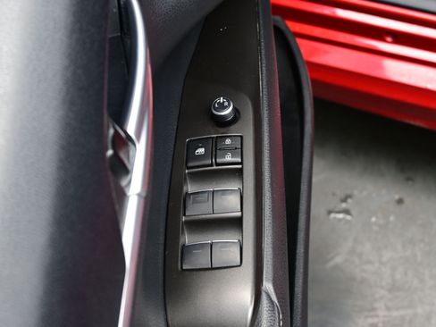 Used 2023 Toyota Camry XSE image 10