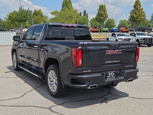 Used 2023 GMC Sierra 1500 Denali w/ Technology Package AWD/4WD image 13
