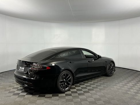 Used 2021 Tesla Model S Plaid image 6