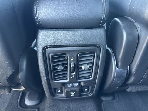 Used 2022 Dodge Durango GT RWD image 24