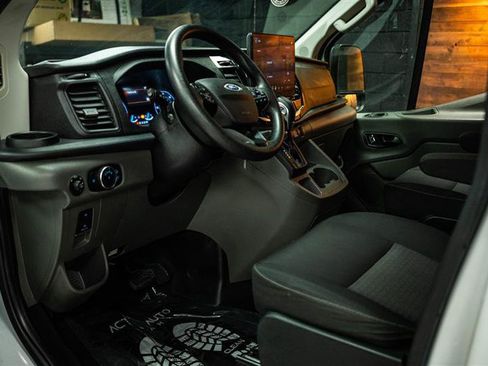 Used 2023 Ford Transit 350 XLT image 8