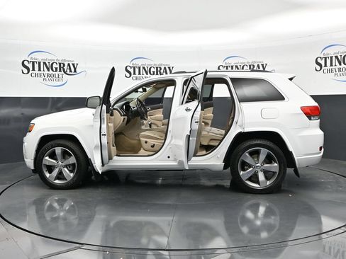 Used 2015 Jeep Grand Cherokee Overland RWD image 37