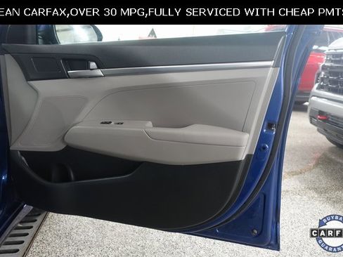 Used 2019 Hyundai Elantra SE image 23