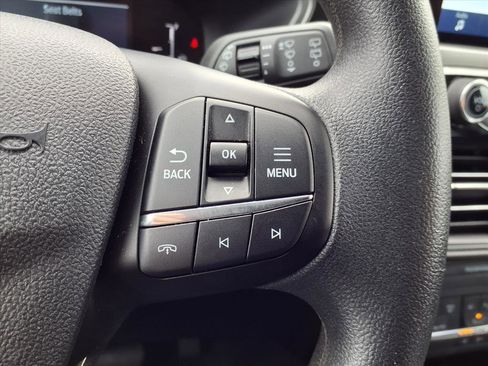 Used 2025 Ford Escape Active image 16