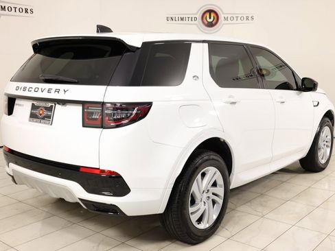Used 2024 Land Rover Discovery Sport S image 3